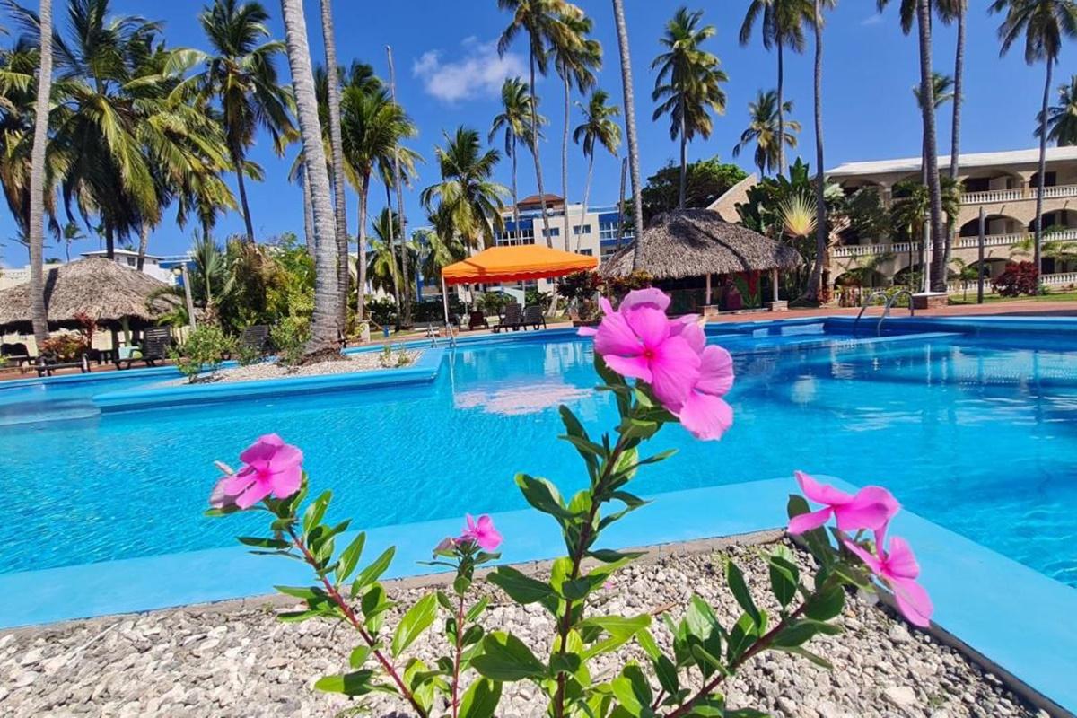פונטה קאנה Hotel Cortecito Inn Bavaro מראה חיצוני תמונה