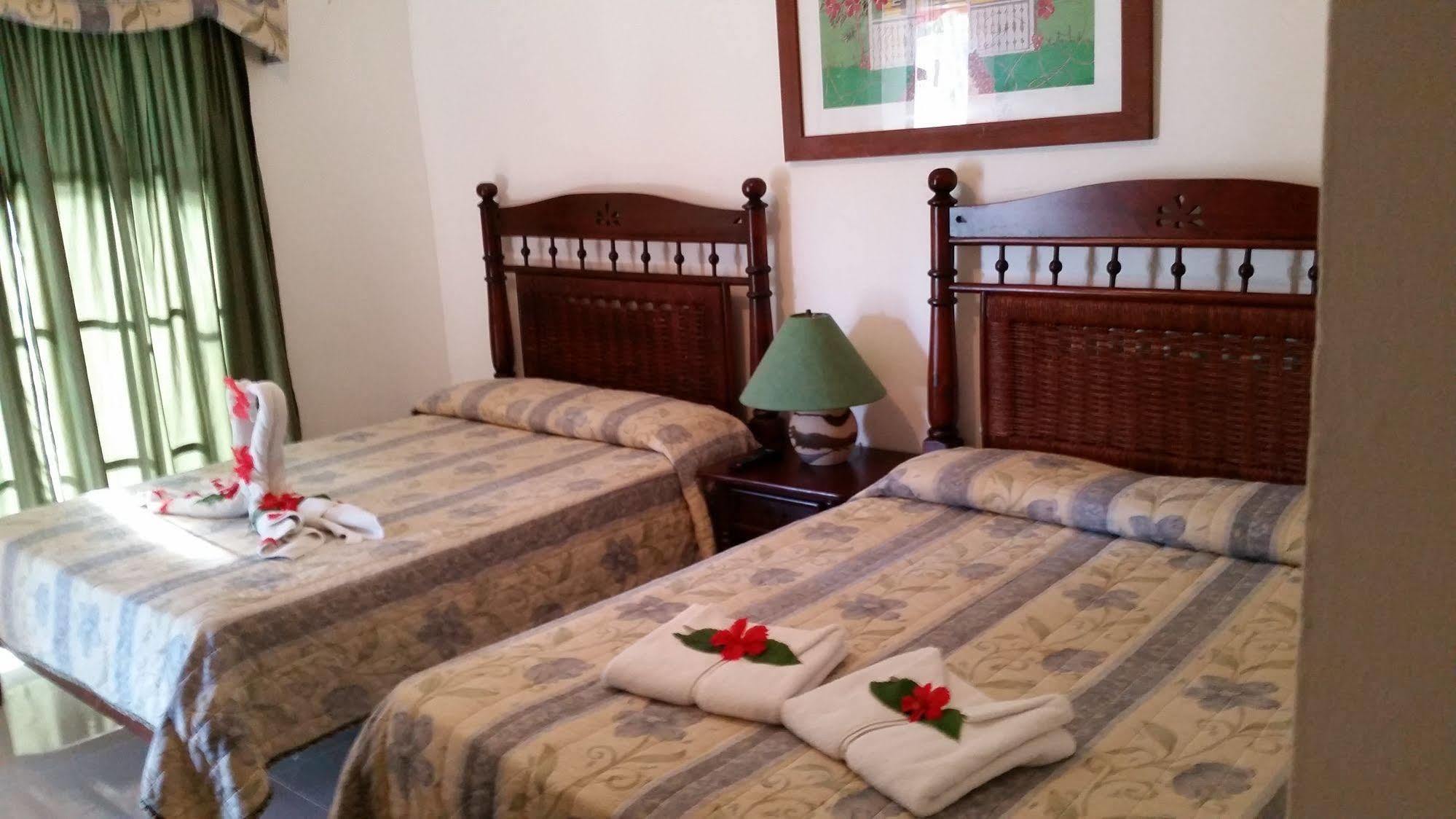 פונטה קאנה Hotel Cortecito Inn Bavaro מראה חיצוני תמונה